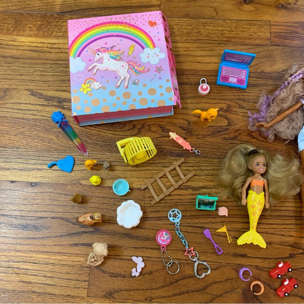 Girls Barbie & Mermaid Doll Accessories Clothes Pets Farm Animals Storage Box - Picture 10 of 16
